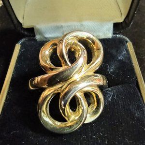 Estate Find 14k  Beautiful  Unusual Tube Style Ring
